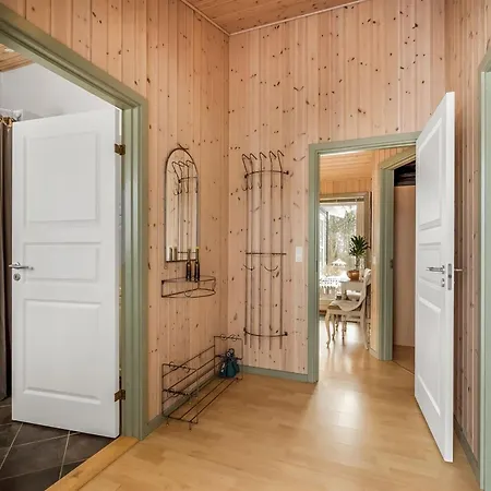 Kai - 500m To The Fjord By Interhome Feriehus *